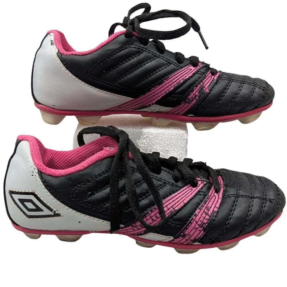 Umbro Girls Corsica Soccer Cleats Black Pink YFW00334 Size 1 Youth Shoes